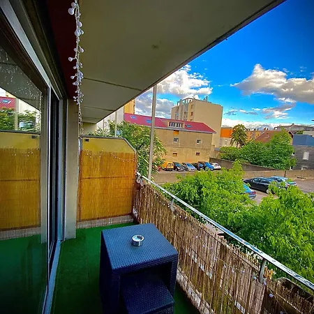Apartament L Unique Cinema